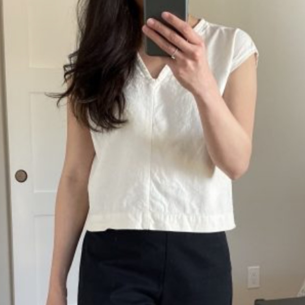 Only Child linen Cruz top